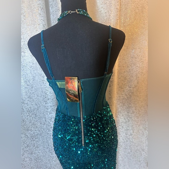 NWT Teal sequined bodysuit - Picture 6 of 7